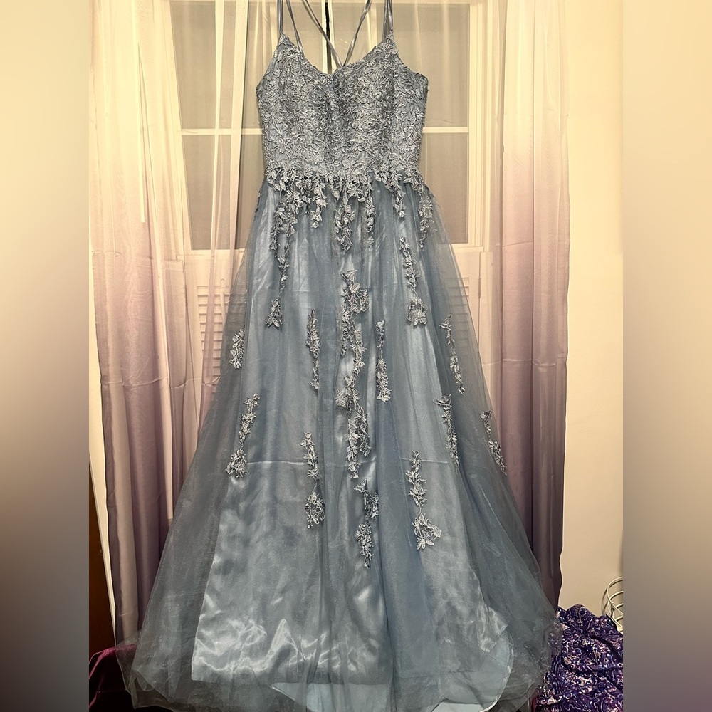Size 16, indigo and flowered prom dress!